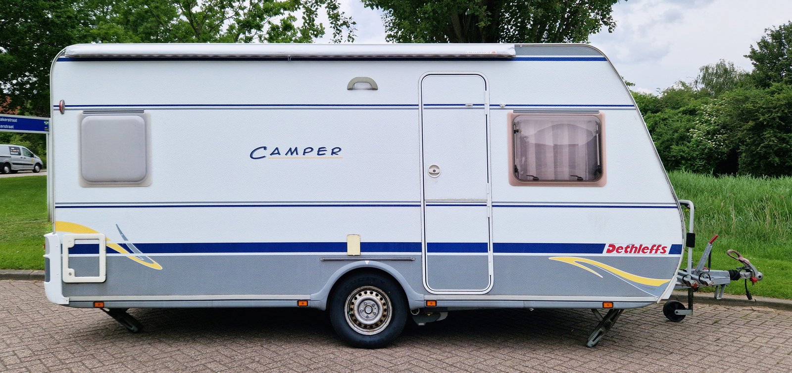 Caravane familiale au camping
